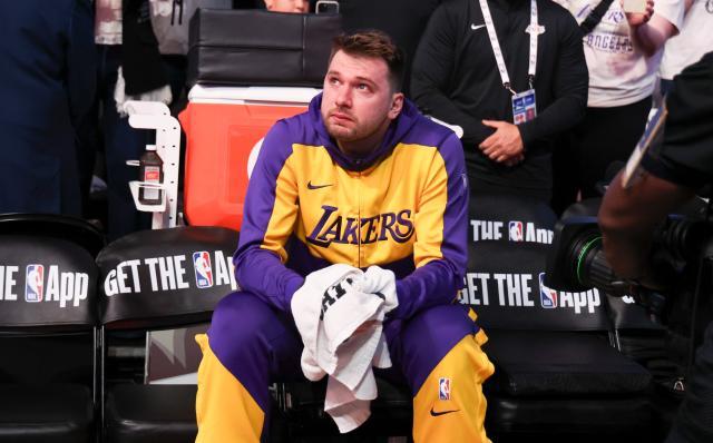 开云体育官网-45分+主动犯规下场！东契奇用眼泪和隐忍诠释爱