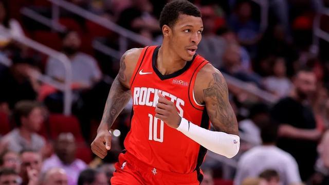 铁树开花，火箭三连败期间低迷的贾巴里连续20个三分不中后终于命中