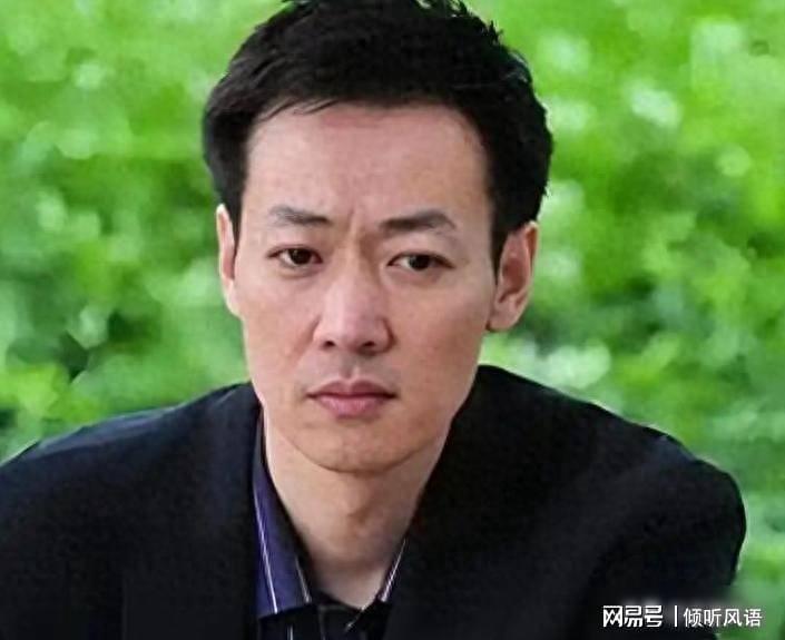 开云体育官网-朱媛媛去世不到一年，52岁辛柏青现身春晚彩排，恶心的一幕出现了